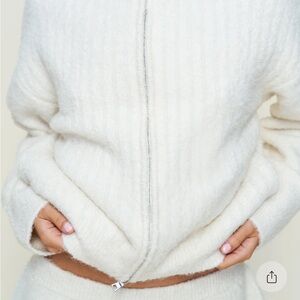 DANIELLE GUIZIO MILA ZIP UP